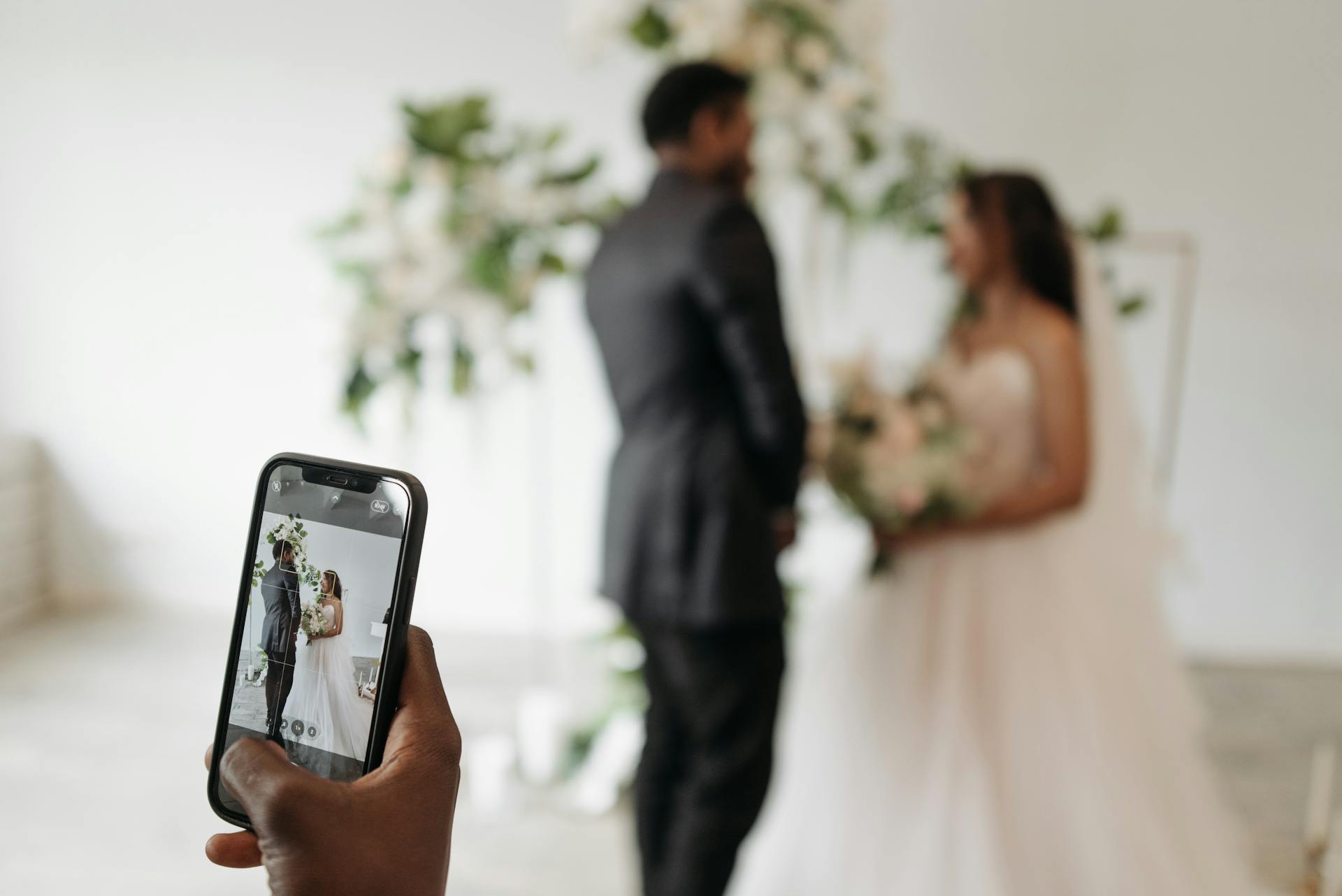 How to Collect Wedding Guest Photos